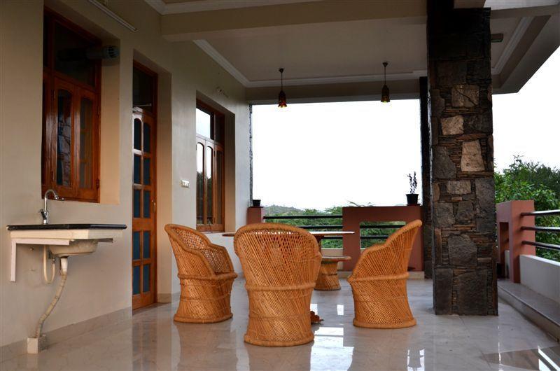 The Royale Country Retreat Bed & Breakfast Удайпур Екстериор снимка